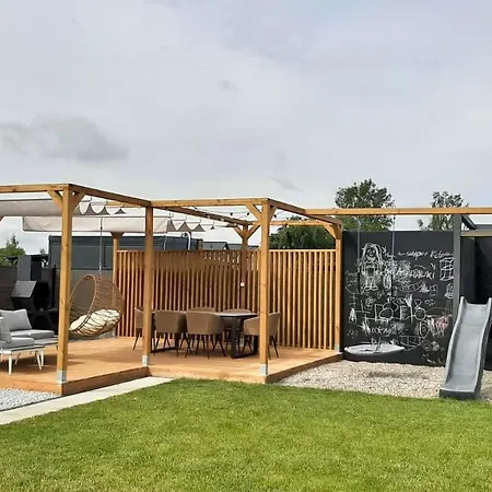 Dom wakacyjny Piaski I Trawy *