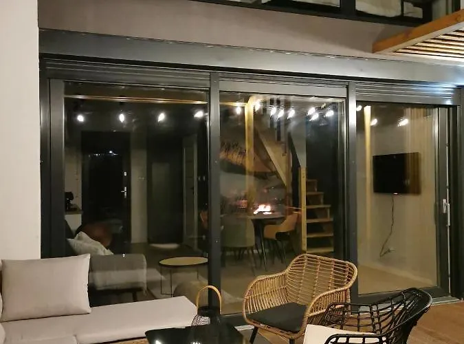 Piaski I Trawy * 莱鲍